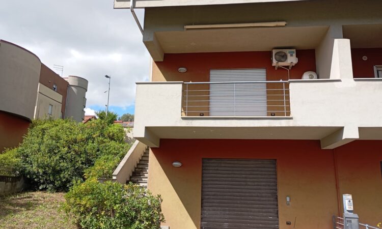 Villa semi -indipendente -Taverna C/da Cariglialto