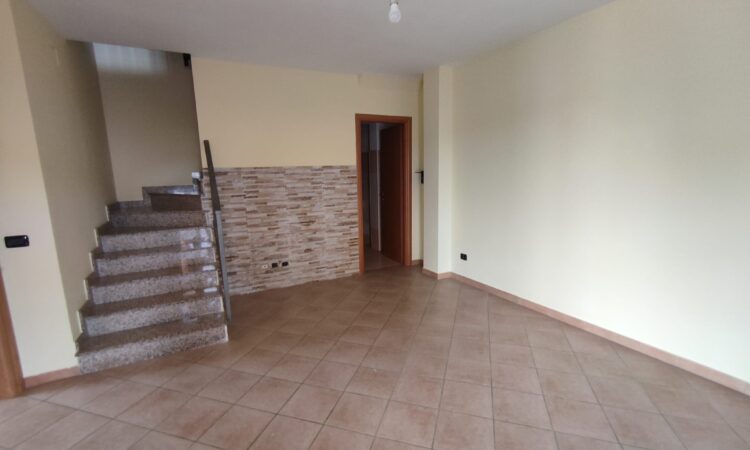 Appartamento Duplex, Montalto Uffugo (CS) – Via Marsala