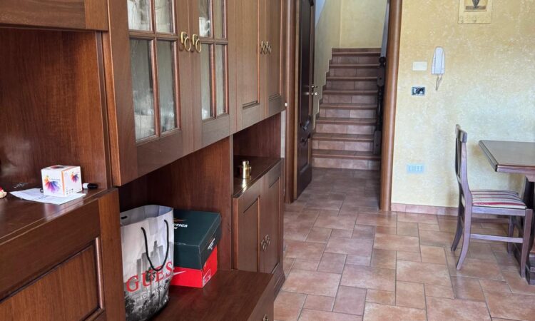 Luzzi- Contrada Cavoni