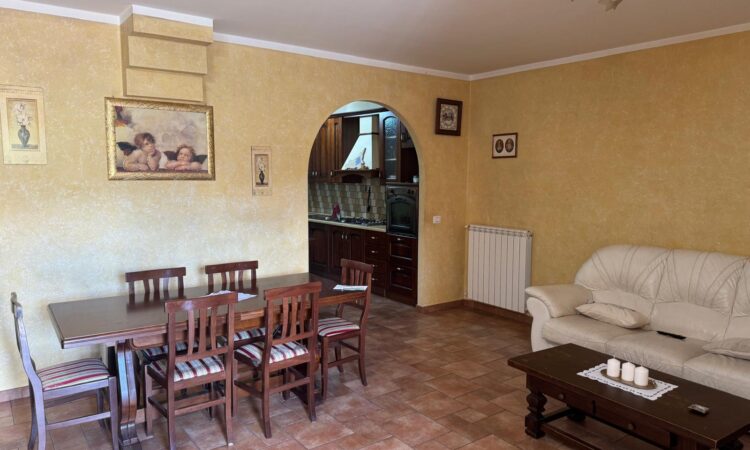 Luzzi- Contrada Cavoni